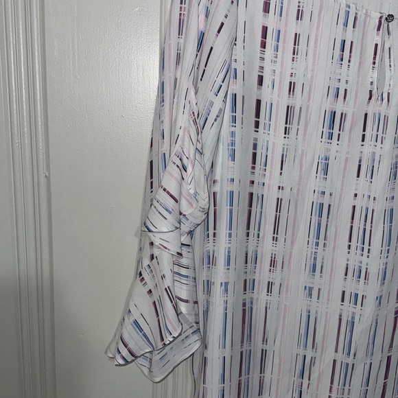 Multicolored Blouse by CHAUS Size Small - Picture 2 of 6